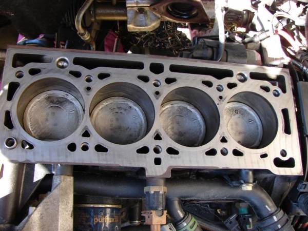 دلایل خرابی سرسیلندر مگان