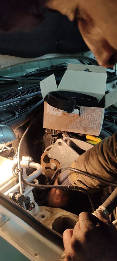 علت دیر روشن شدن مگان