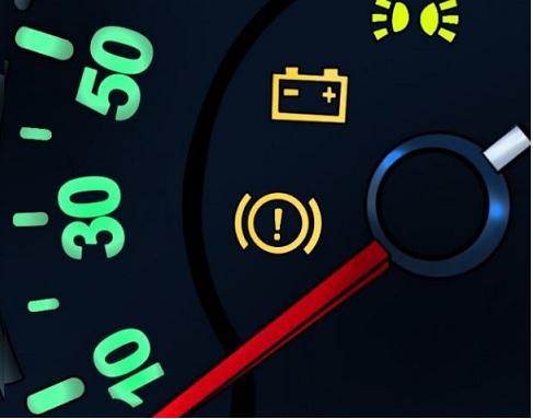 مشکل روشن شدن چراغ روغن در زمان گرم شدن موتور