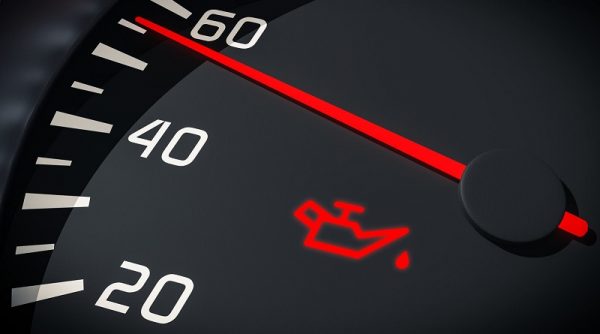 مشکل روشن شدن چراغ روغن در زمان گرم شدن موتور