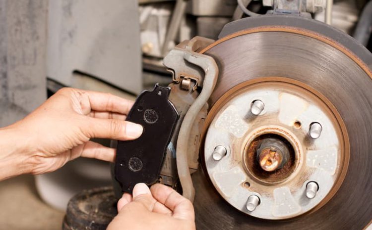  آشنایی با نکات تعویض لنت ترمز داستر