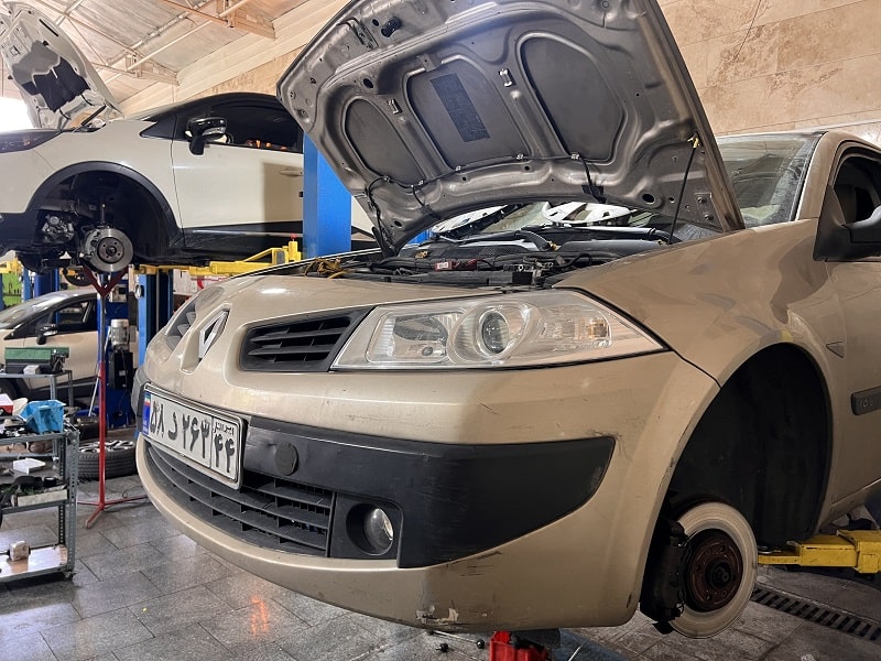 علت لرزش موتور در خودروی رنو مگان