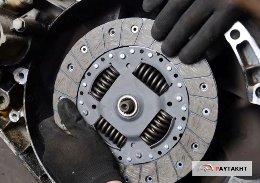 کلاچ ماشین چیست