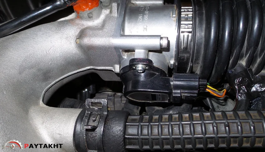 سنسور دریچه گاز