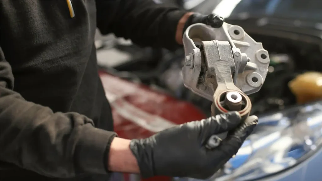 علائم خرابی دسته موتور