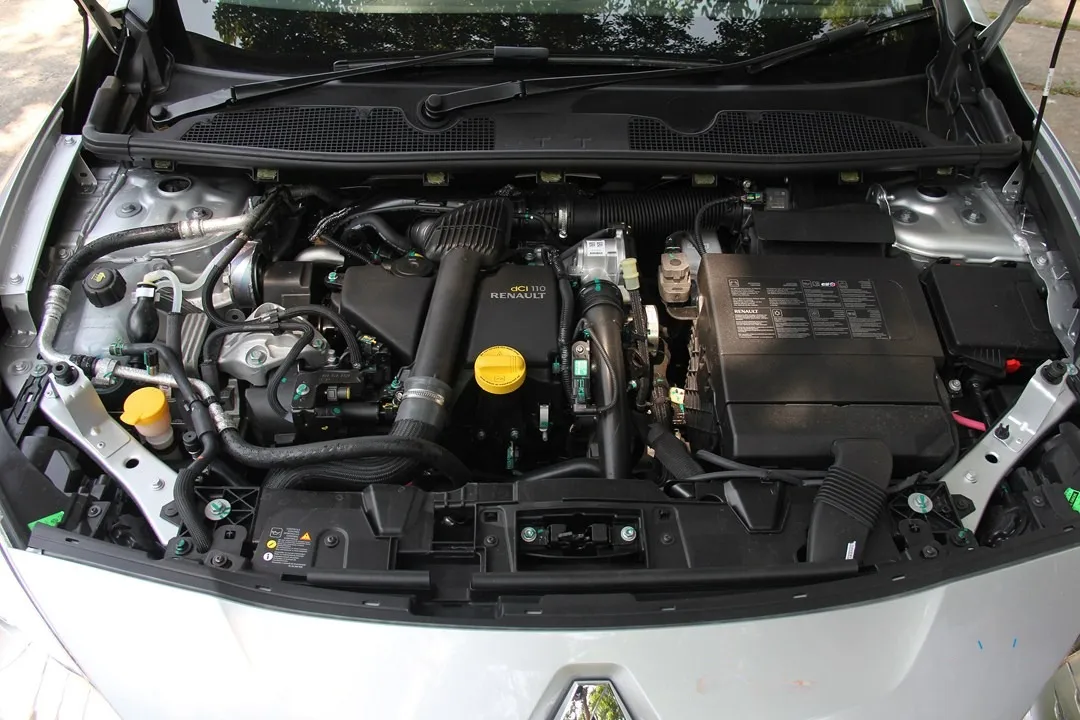 تعمیر موتور فلوئنس