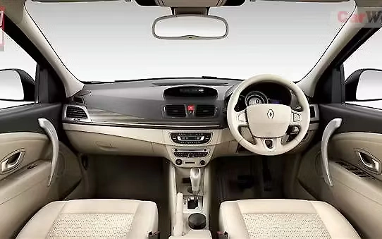 طراحی، کابین و کیفیت ساخت رنو فلوئنس