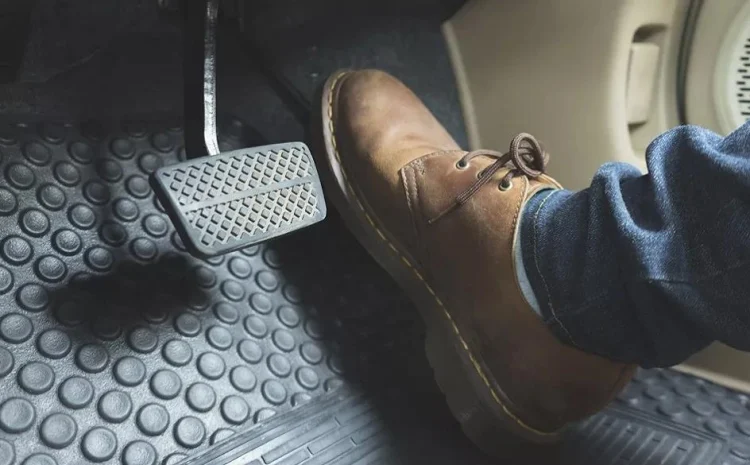 خاموش شدن چراغ روغن با گاز دادن