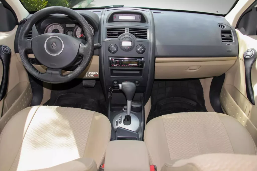 داشبورد مگان